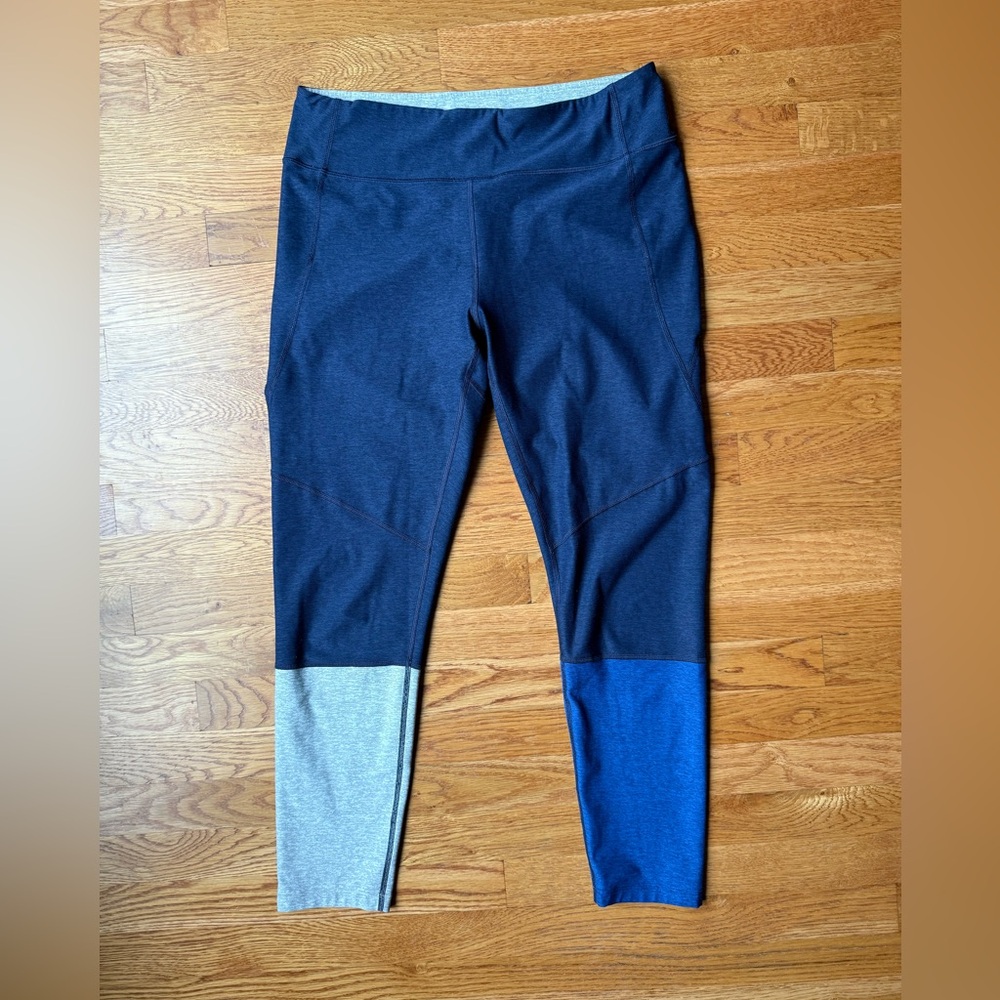 Outdoor Voices Colorblock 7/8 Leggings